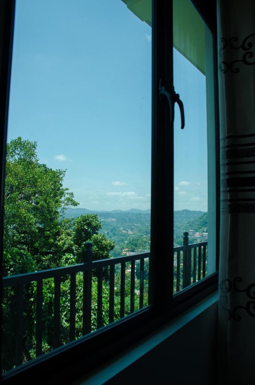 Angel Tower Bed & Breakfast Kandy Luaran gambar