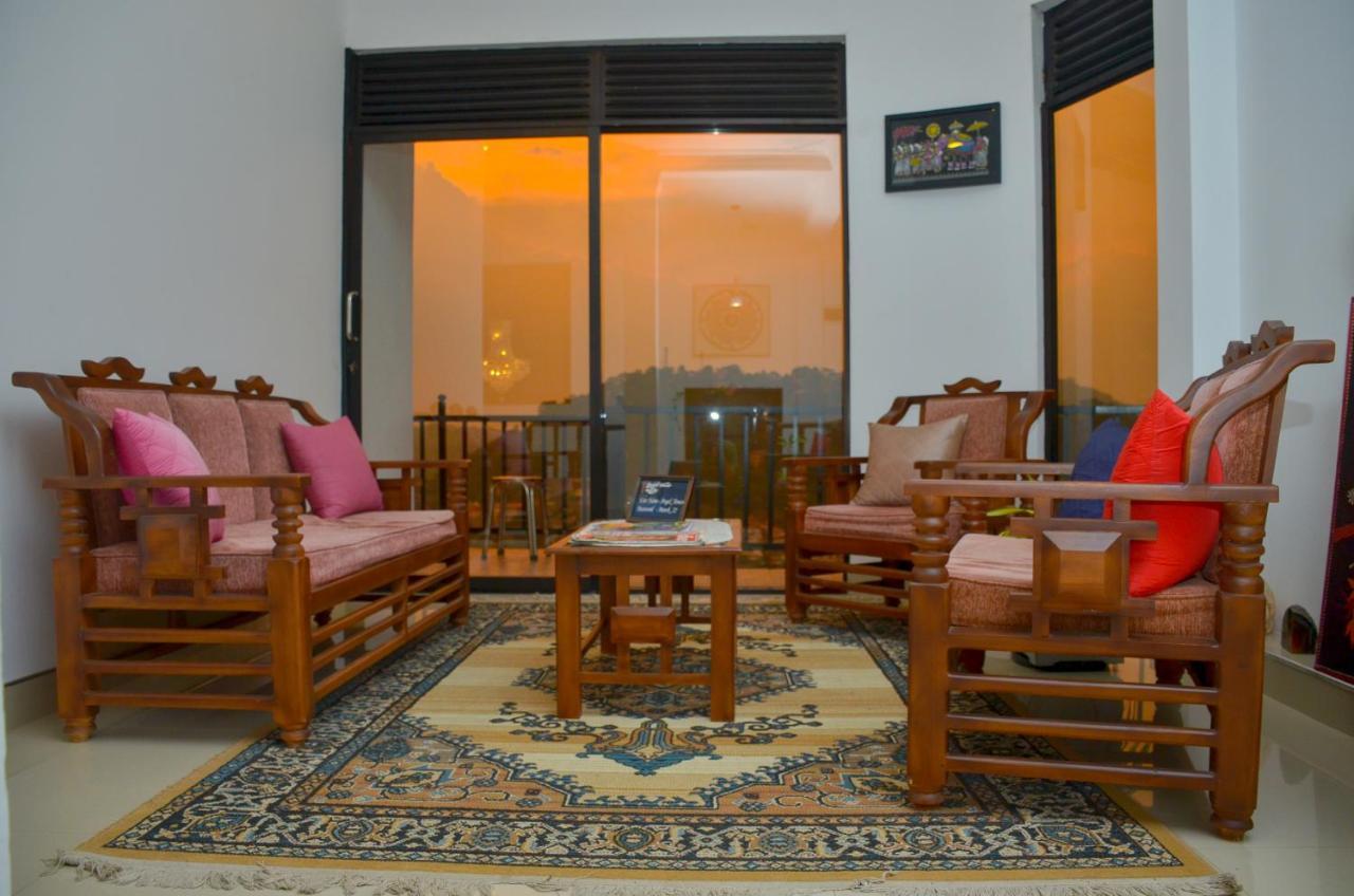 Angel Tower Bed & Breakfast Kandy Luaran gambar